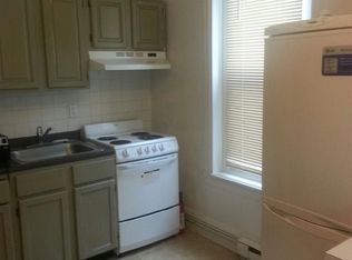 423 Chambers Ave APT B, Camden, NJ 08103
