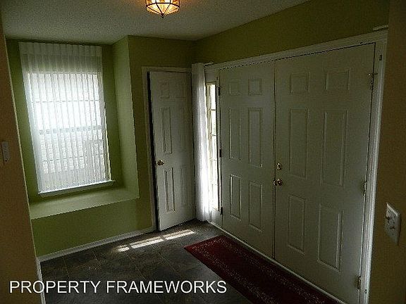 4th image of 386 Mirabelle Dr