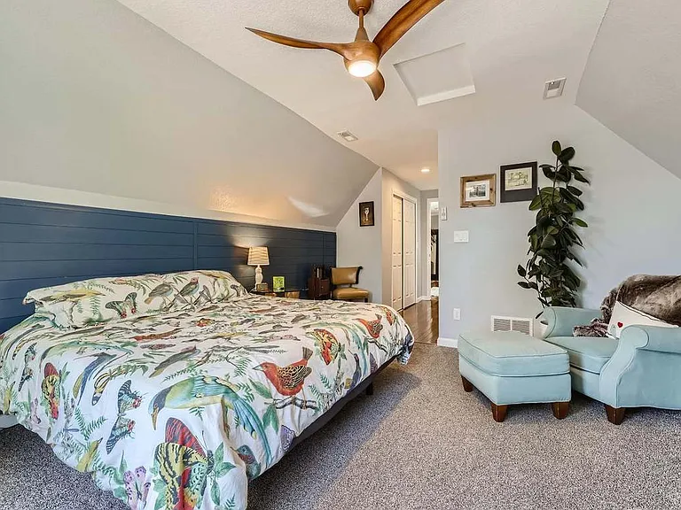 1501 W Cucharras St — Photo 13
