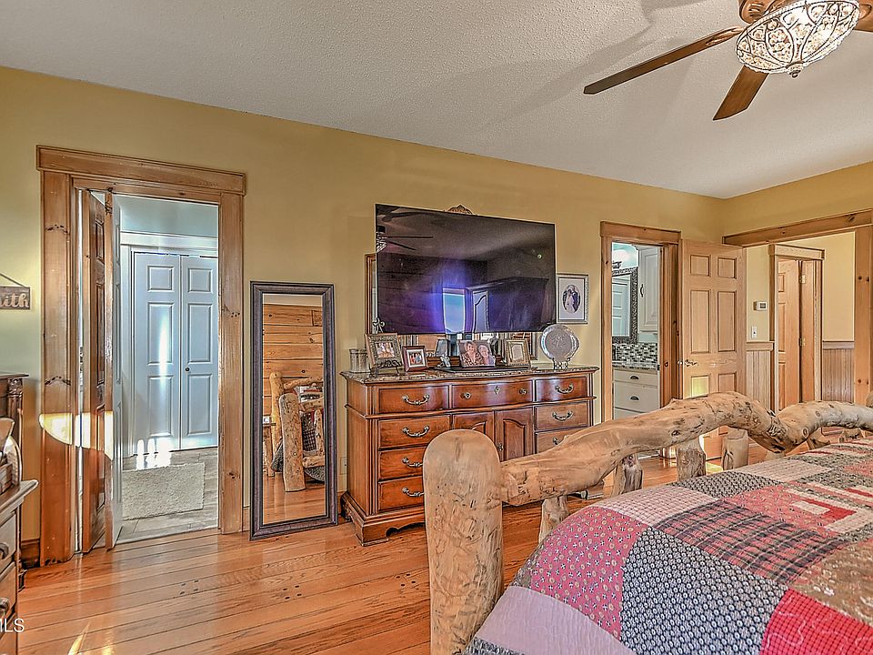 33rd image of this home