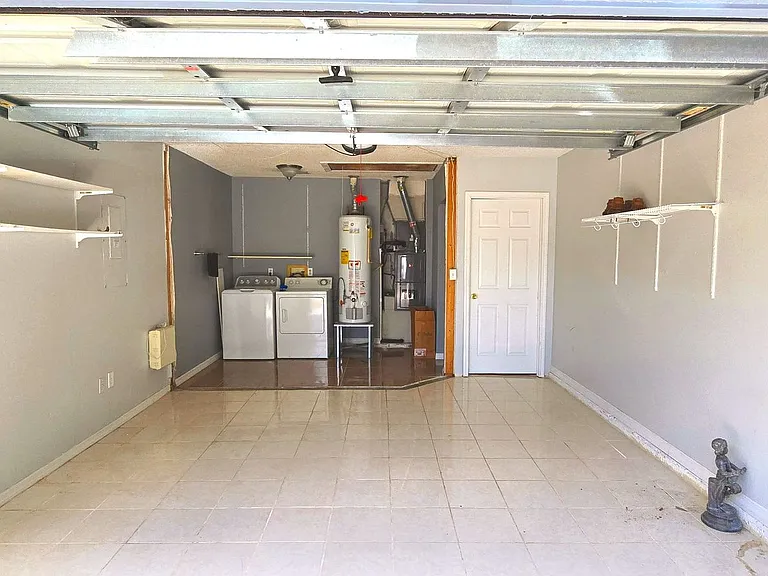 3412 Palm Beach Dr — Photo 2