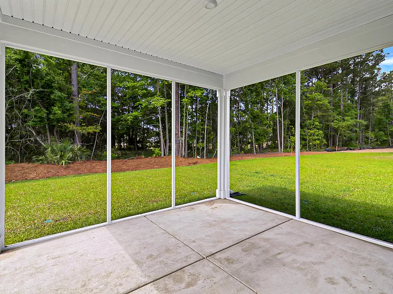 146 Lockwood Dr — Photo 33