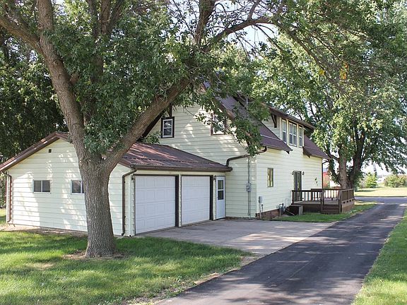 5th image of 209 E Dakota Ave