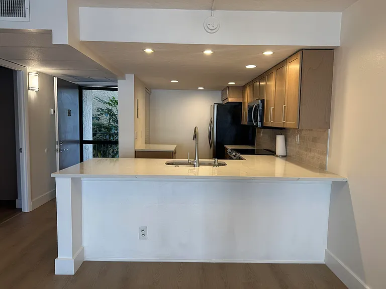 12 Royal Palm Way #2050 — Photo 6
