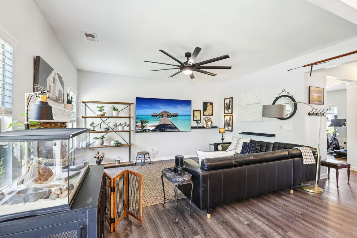 Cottage Way-1504-004.jpg