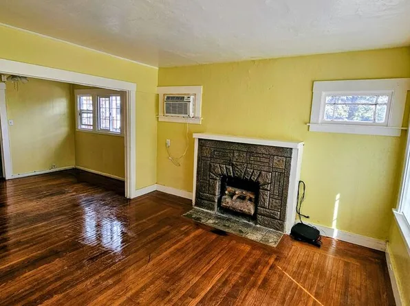 917 107th Ave, Oakland, CA 94603