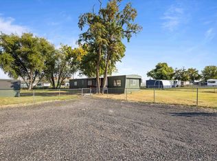 31404 E Kennedy Rd #14, Benton City, WA 99320