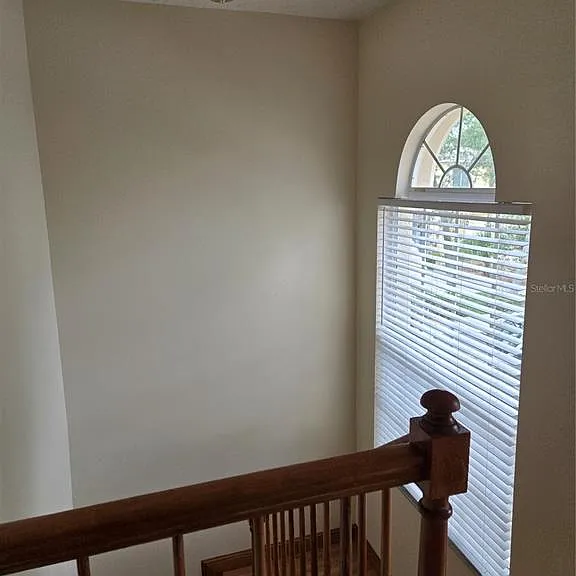 728 Burlwood St — Photo 21