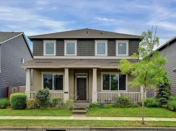 6196 NE Sherborne St, Hillsboro, OR 97124