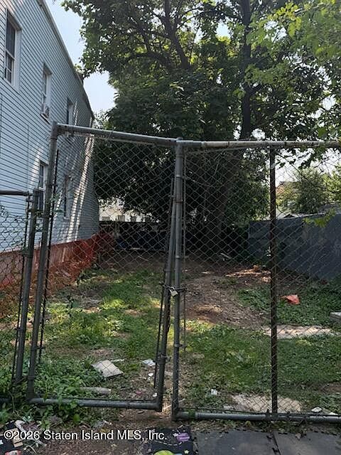 1st image of 0 Avenue B