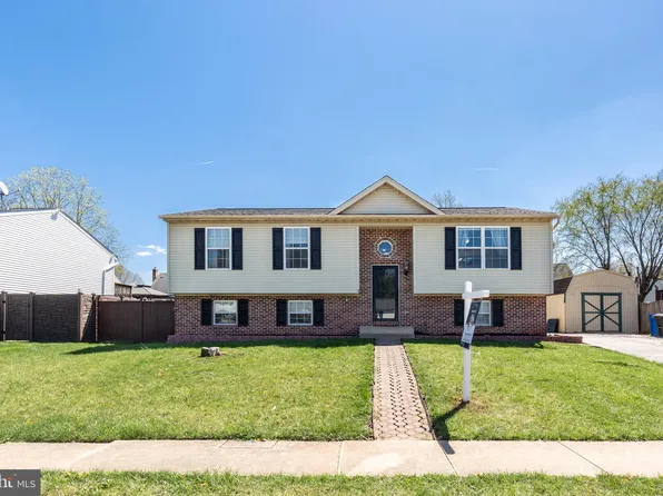 17 Obrien Ave, Taneytown, MD 21787