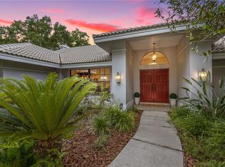 9102 Foxchase Cir, Tampa, FL 33647