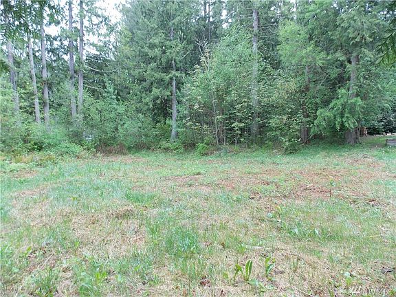 2nd image of 22236 Bluewater Dr SE