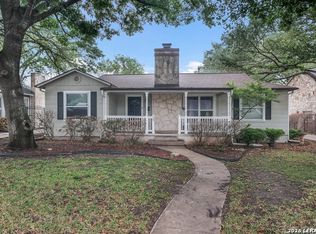 167 E Edgewood Pl, Alamo Heights, TX 78209