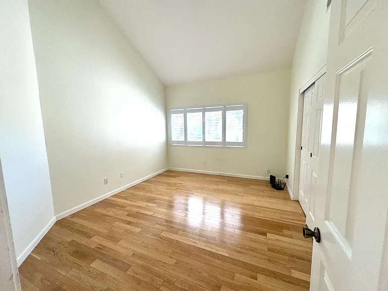 3281 Falerno Way — Photo 31