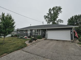 703 3rd Ave, Goodhue, MN 55027