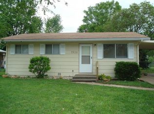 1926 Haskett Ave, Salina, KS 67401