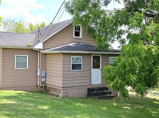 7711 Pike St, Mineral Wells, WV 26150