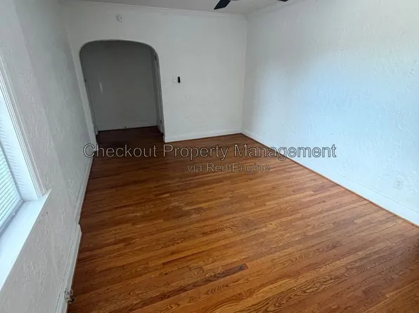 7336 Forsyth Blvd #104, Saint Louis, MO 63105