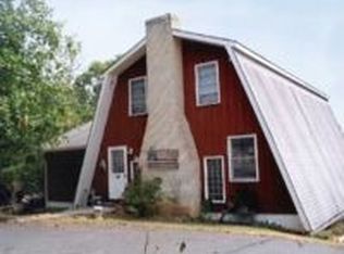 855 Lakeshore Dr, Dandridge, TN 37725