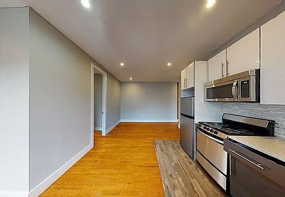 2nd image of 132 Sherman Ave #50