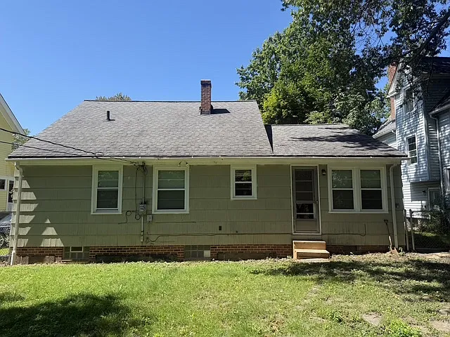3 bed, 1450 sqft, $1,750 — Photo 2