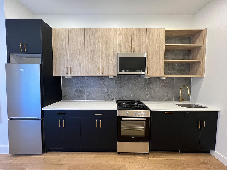 1st image of 53 Grace St #3R
