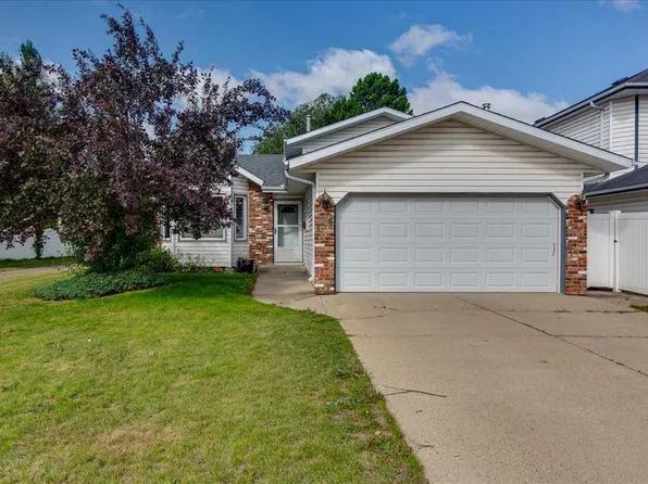 134 E Douglas Ave, Red Deer, AB T4R 2G6