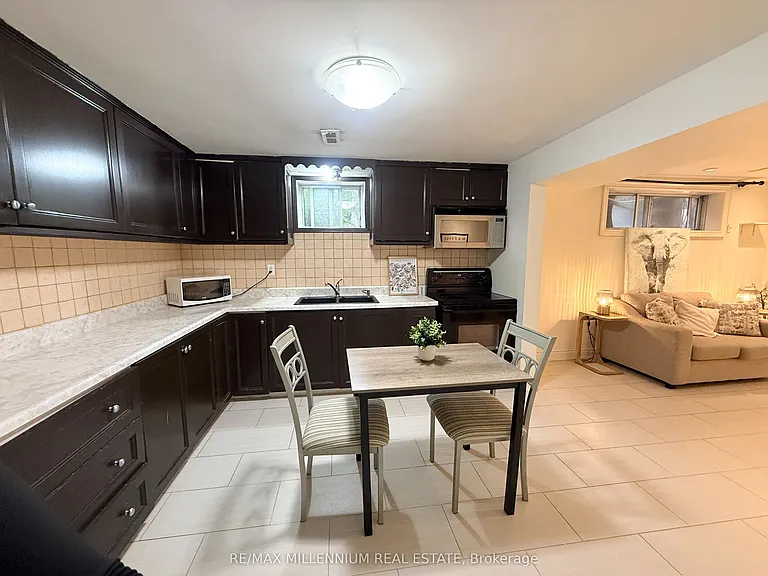 23 Monclova Rd #BASEMENT — Photo 11