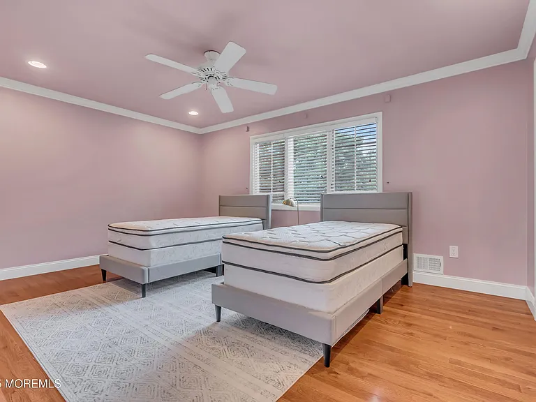 22 Meadow Ln — Photo 24