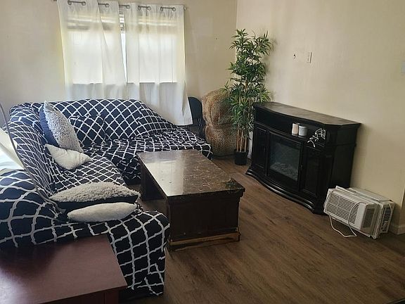 3rd image of 2390 2nd St