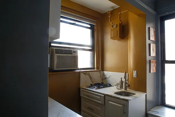 Rented by Keller Williams NYC | media 9