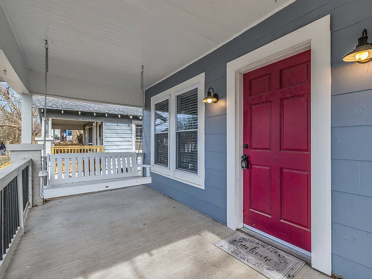 3402 Dodson Ave — Photo 3