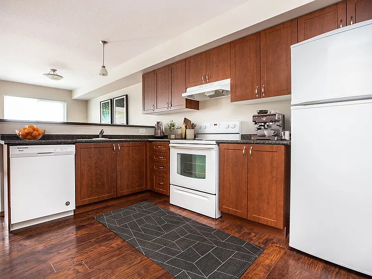 875 Camiel Sys St — Photo 6