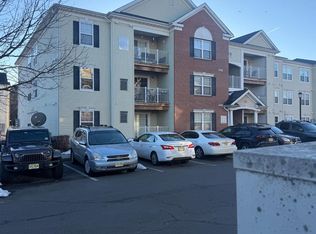 1035 Dogwood Ct, New Brunswick, NJ