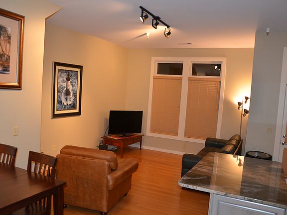 3rd image of 1706 18th Ave S #309