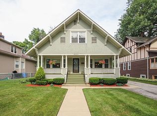 10517 S Prospect Ave, Chicago, IL 60643