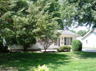 1344 Rock Island Ave, Galesburg, IL 61401
