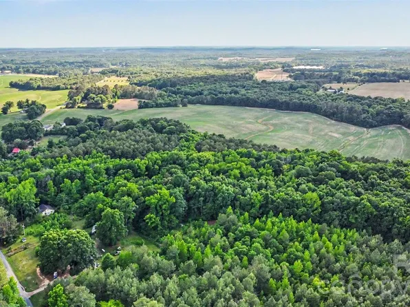215 Eubanks Rd, Monroe, NC 28112