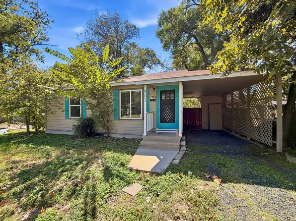 907 E 56th St, Austin, TX 78751