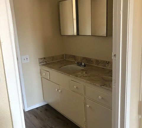 2nd image of 2652 Del Rosa Ave #C