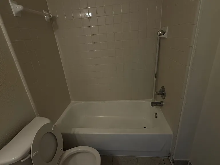 4104 Gus Dr — Photo 16