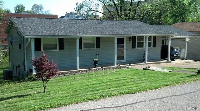 1st image of 425 Brookside Dr