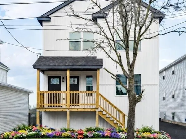 39 Douglas Ave, Providence, RI 02908