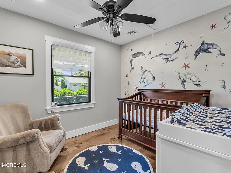 2411 Fairview Dr — Photo 14