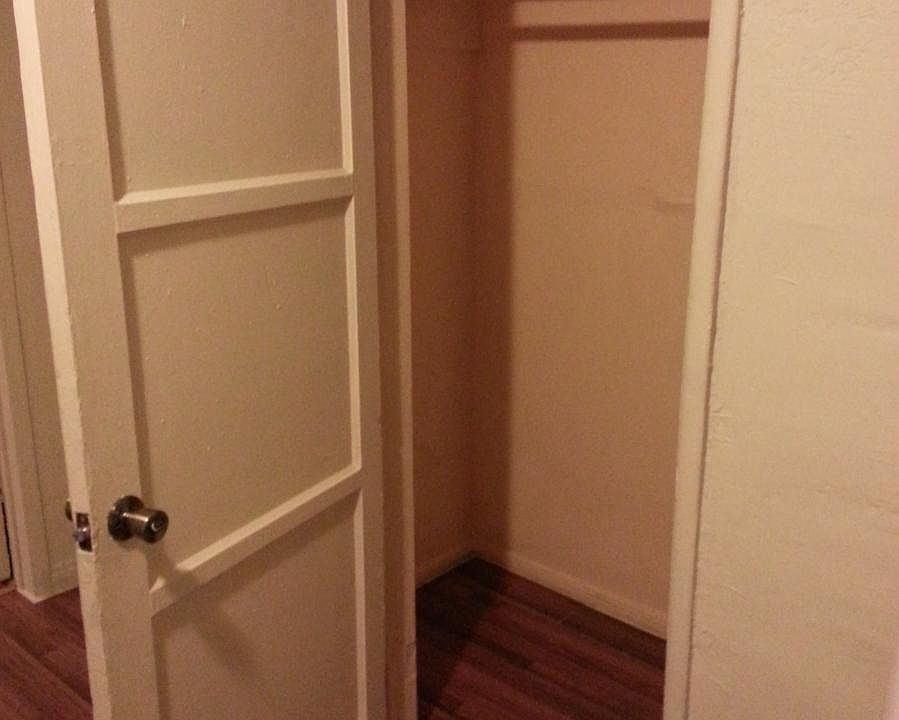 Room's closet
