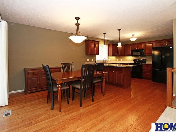4th image of 7233 Shirl Dr