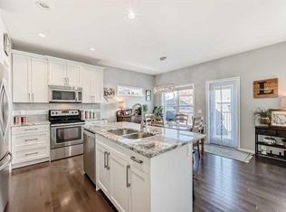 4 S Bethune Way, Carstairs, AB T0M0N0