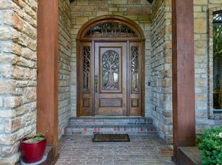 204 Silveroak Ln, Branson West, MO 65737