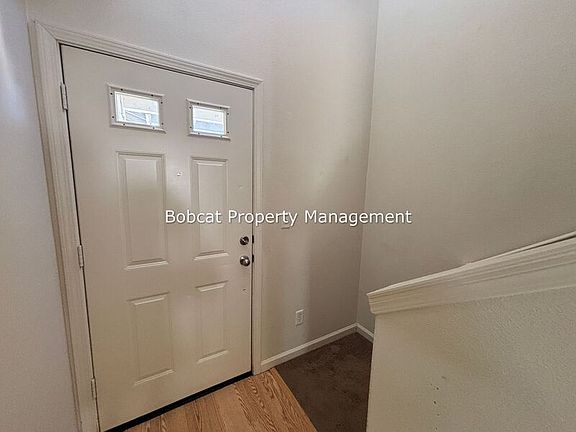 2nd image of 217 Meadowood Ct Unit A